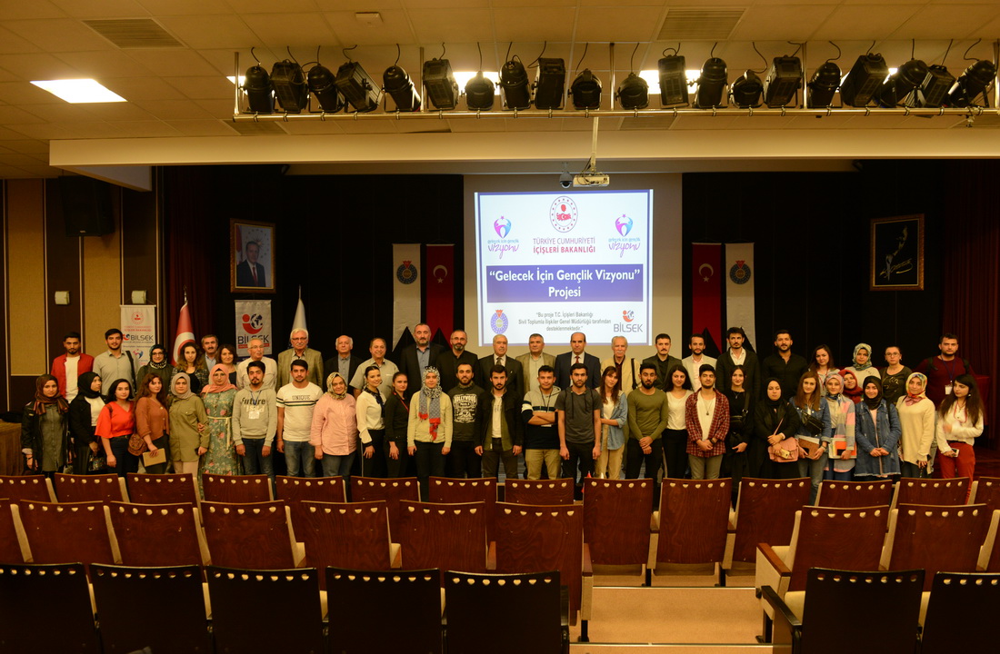 Üniversitemiz, Gelecek İçin Gençlik Vizyonu Projesi Açılış ve Tanıtım Toplantısına Ev Sahipliği Yaptı