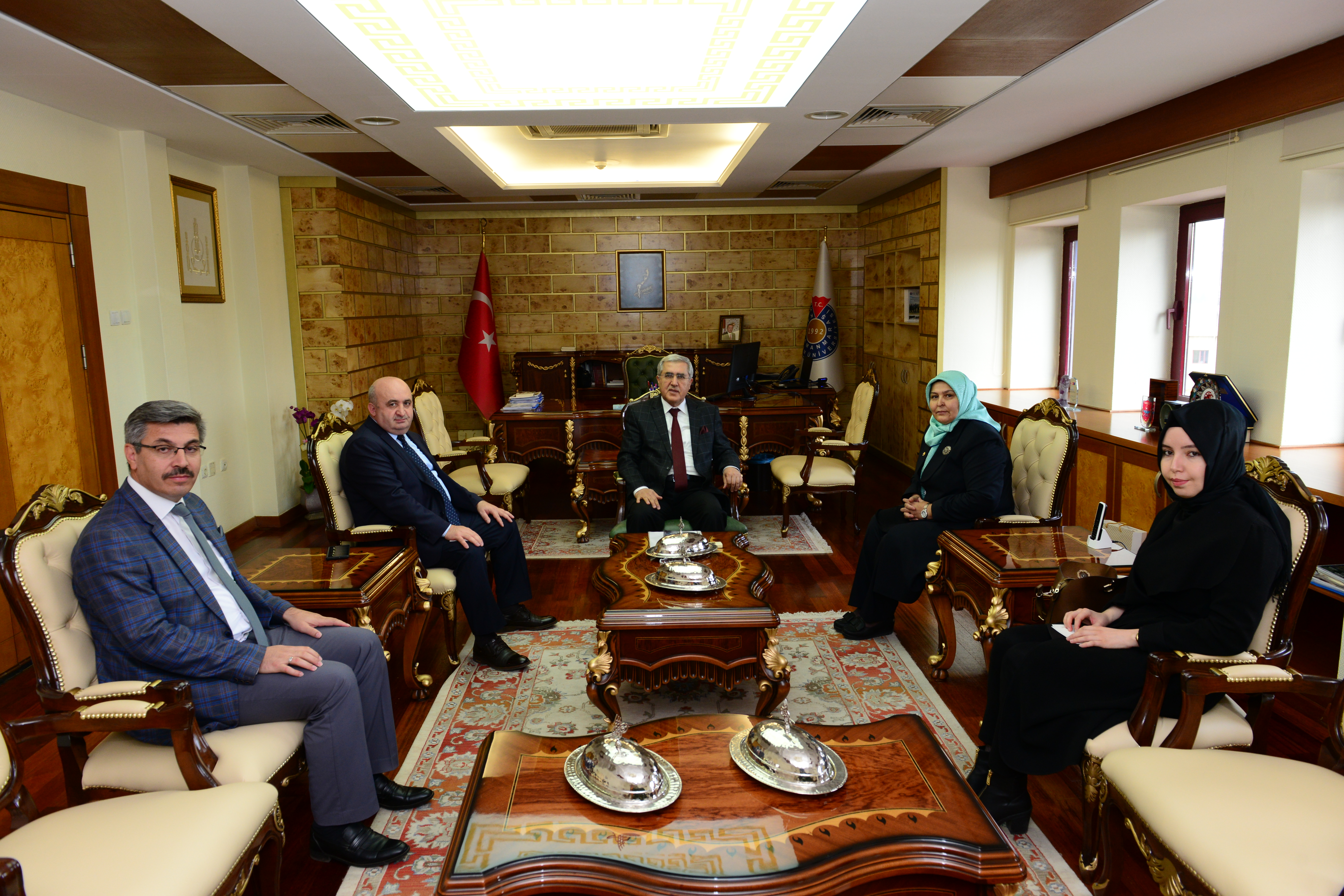 Rektör Can, Kahramanmaraş Milletvekili Habibe Öçal’ı Rektörlük Makamında Ağırladı