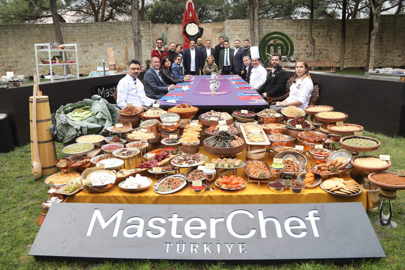 Üniversitemiz Öğretim Üyesi Prof. Dr. Kenan Sinan Dayısoylu, Masterchef’e Jüri Üyesi Olarak Katıldı