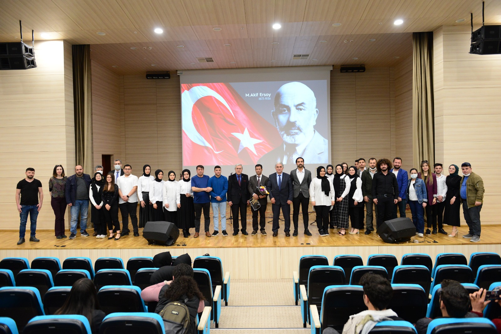 Üniversitemiz Eğitim Fakültesinde Mehmet Akif Ersoy Anıldı