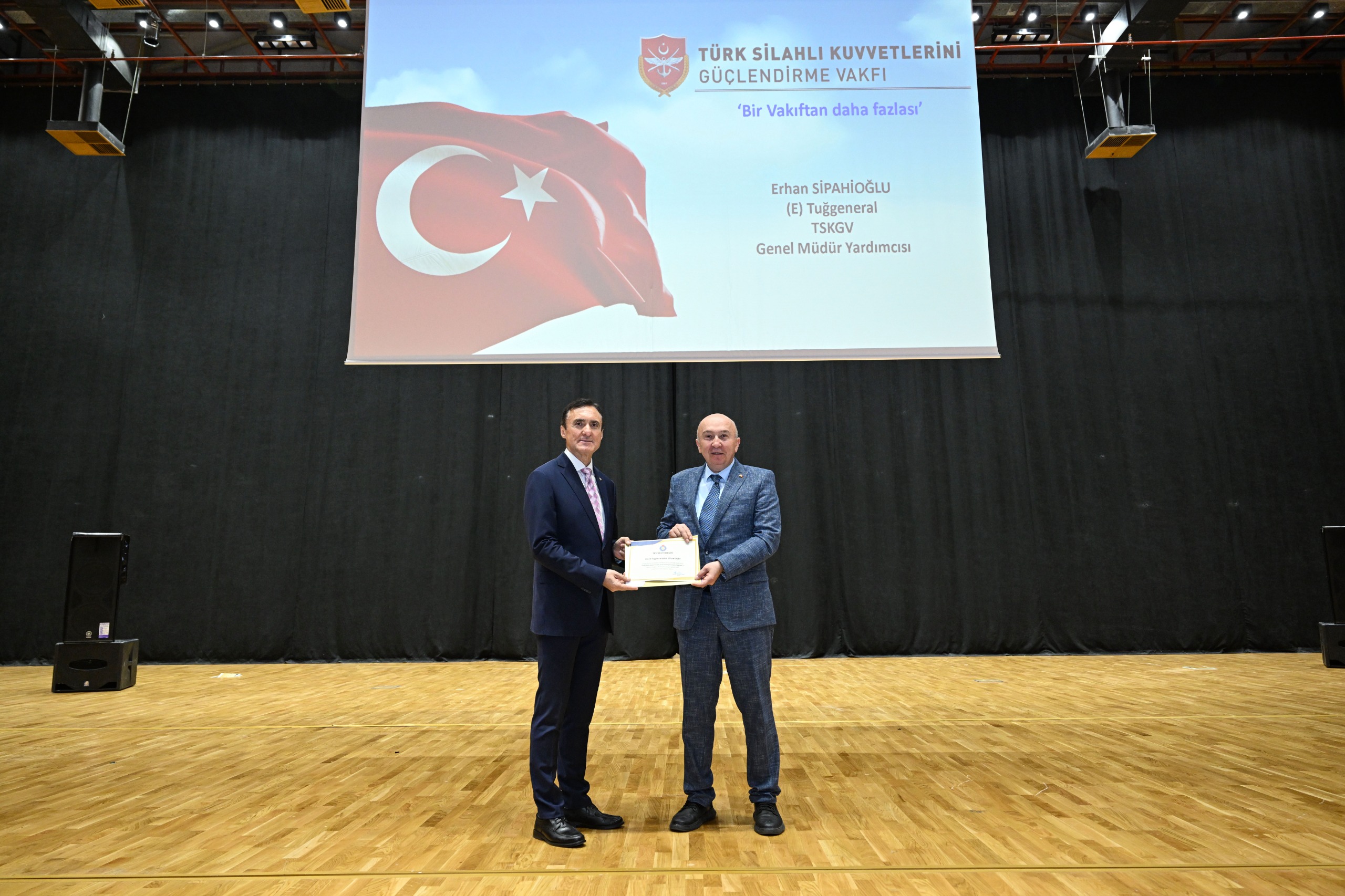 Savunma Sanayiinin Kalbi KSÜ’de Atıyor: Türk Silahlı Kuvvetlerini Güçlendirme Vakfı Tanıtım Programı Düzenlendi