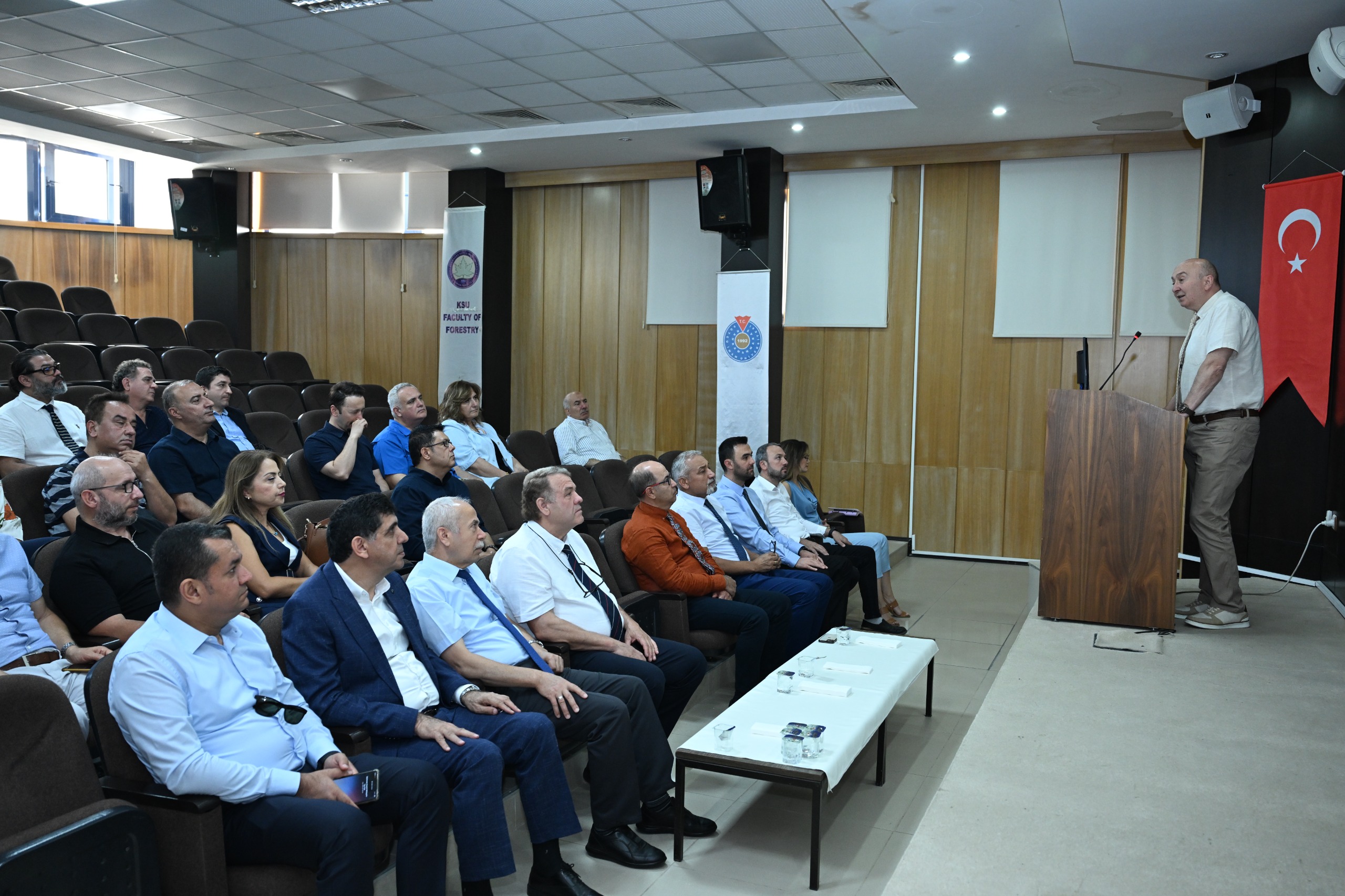 Orman Fakültesi Akademik Kurul Toplantısı Gerçekleştirildi